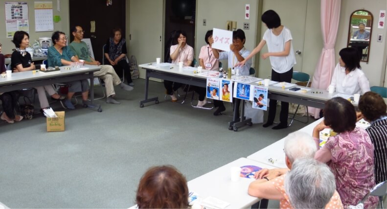 地域の公民館にてお薬講座